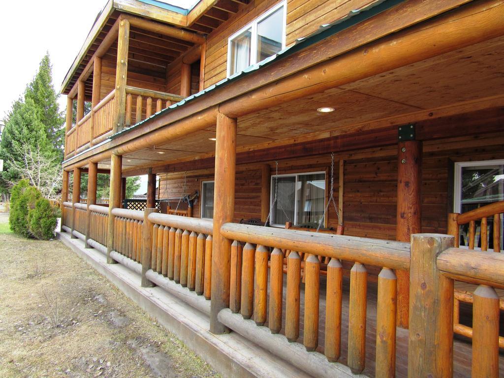 ווסט ילוסטון Yellowstone Country Inn מראה חיצוני תמונה