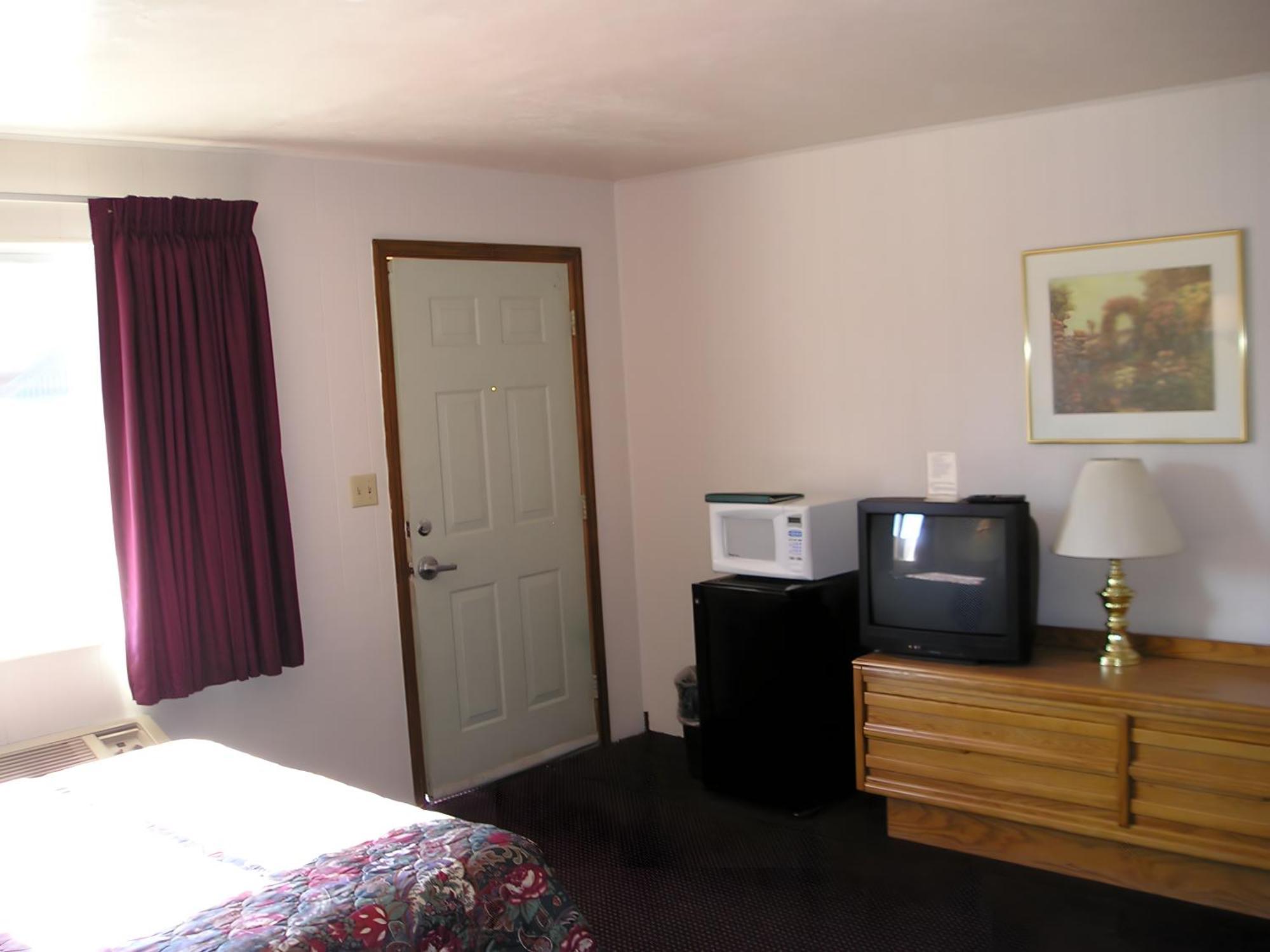 ווסט ילוסטון Yellowstone Country Inn מראה חיצוני תמונה